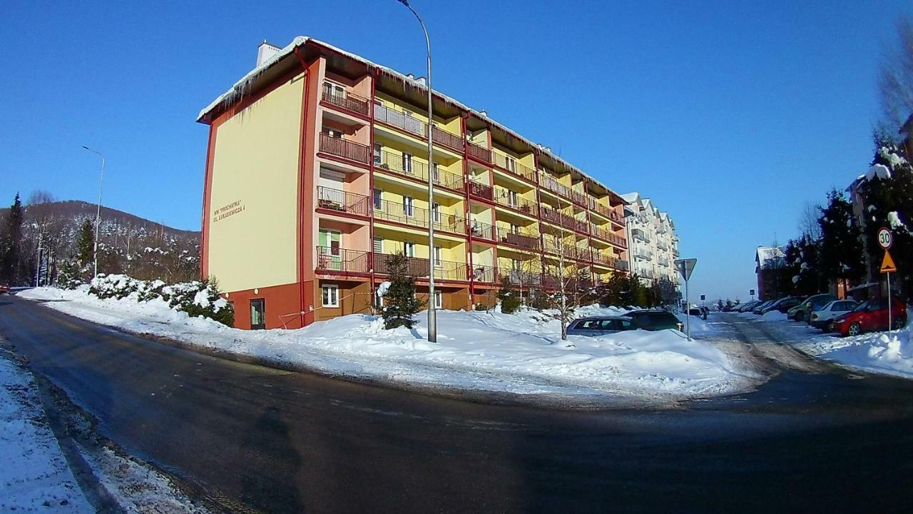 Apartament Optima Ustrzyki Dolne Exterior foto
