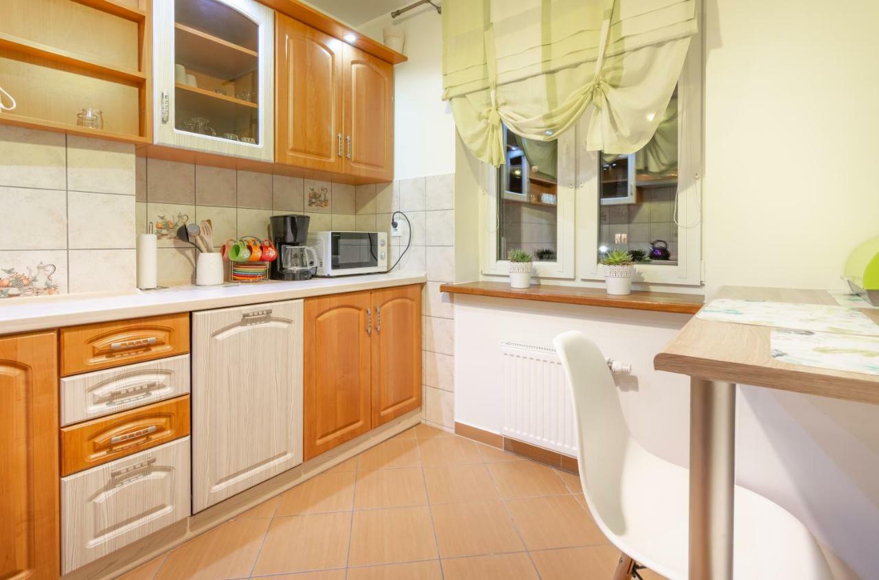 Apartament Optima Ustrzyki Dolne Exterior foto