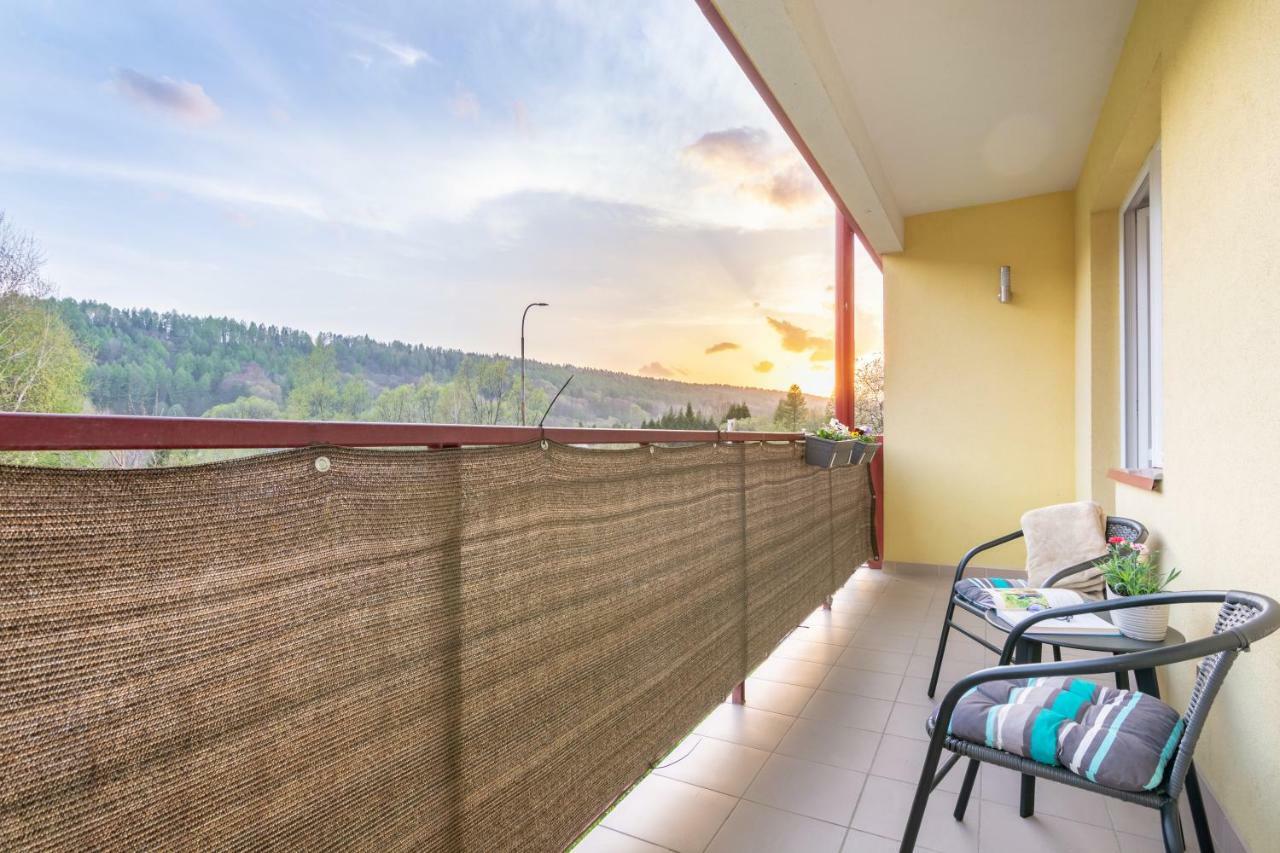Apartament Optima Ustrzyki Dolne Exterior foto